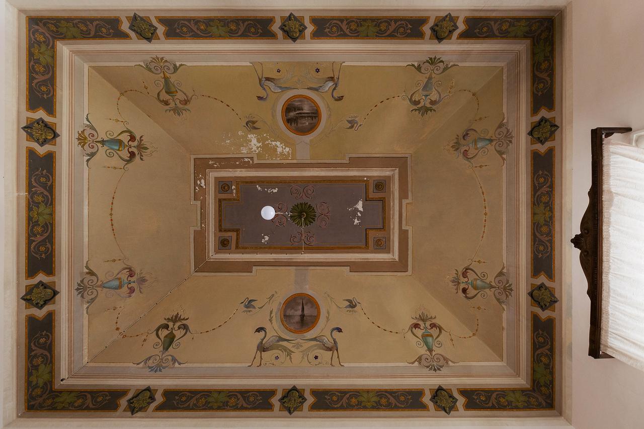 Palazzo Piccinno Parabita Exterior photo